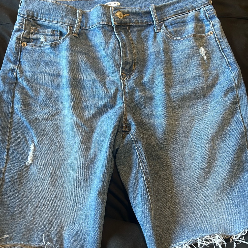 Bermuda mid rise jean shorts